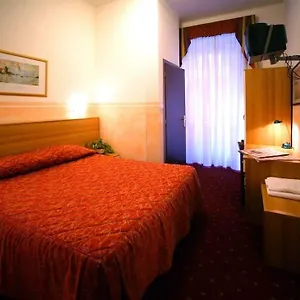 assarotti-hotel.hotelitalianriviera.com/